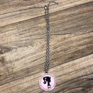 Tarina Tarantino Barbie head